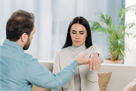 Healing hypnosis techniques for anxiety, phobias, and insomnia, offering a path to wellness and peace.